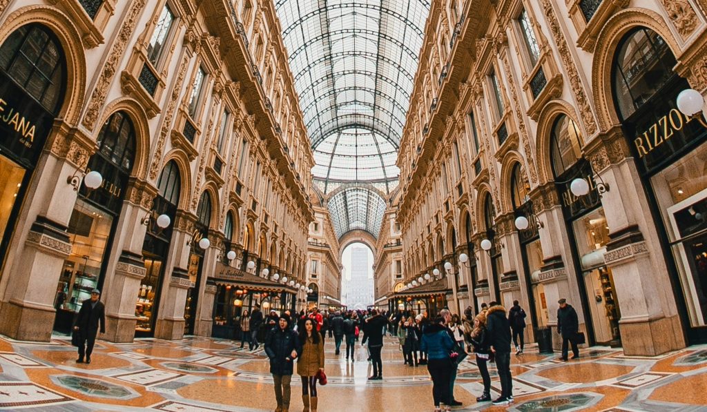 Bright interior of a luxury shopping gallery